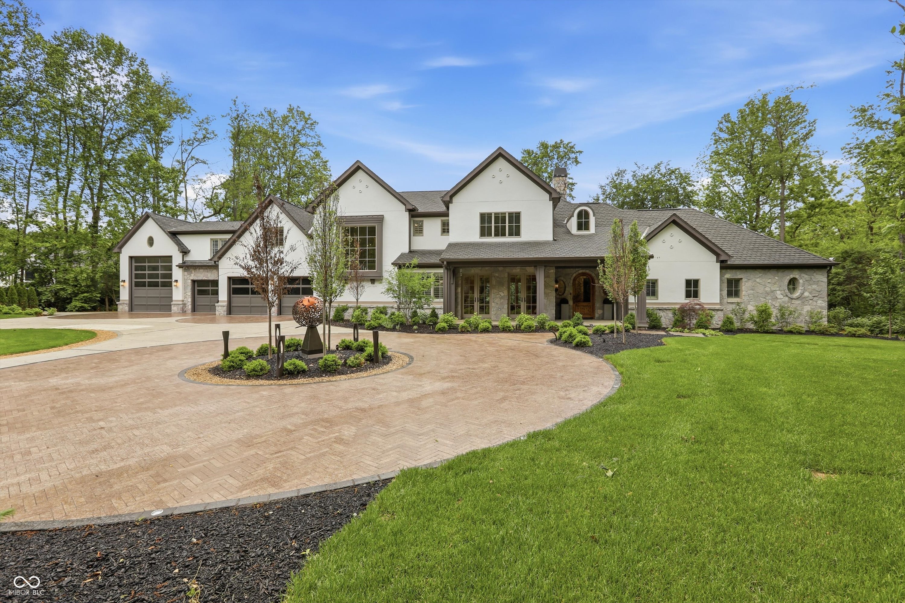 510 Kessler Boulevard W