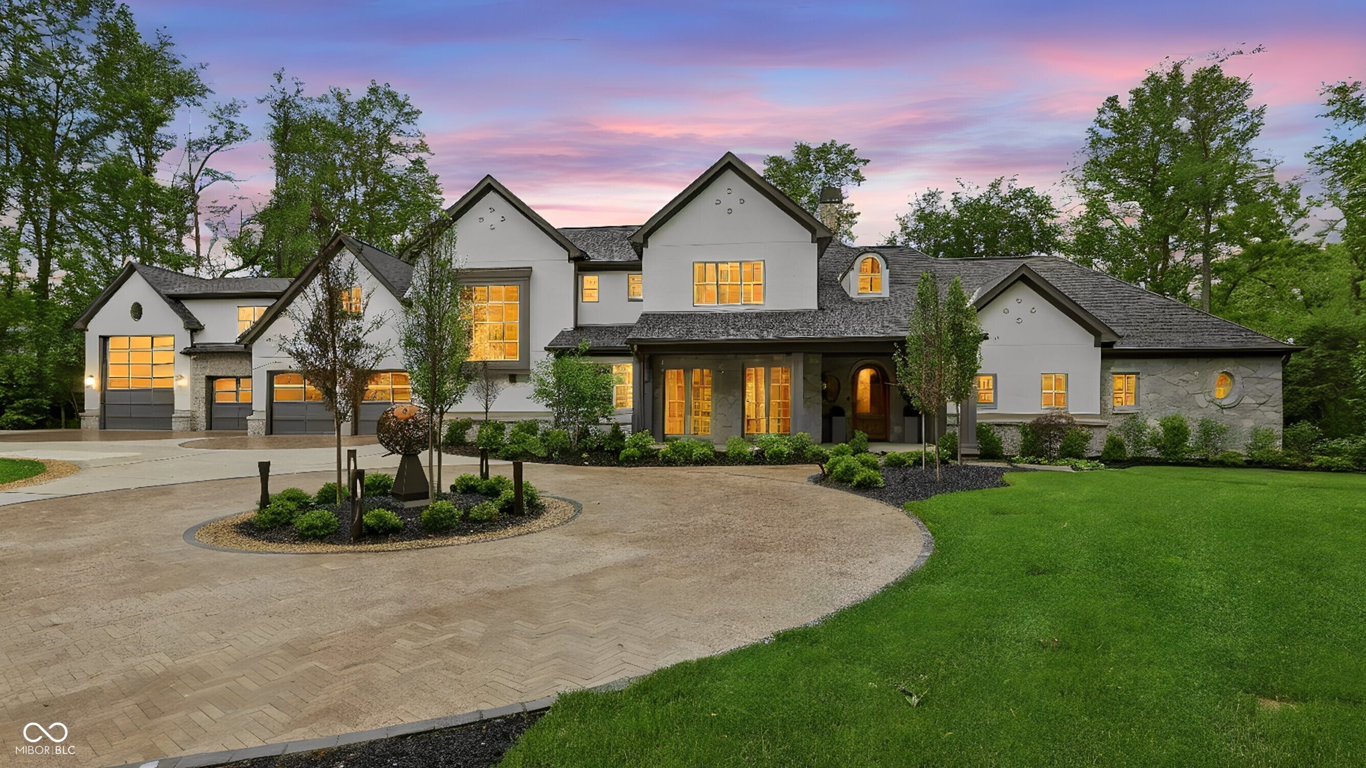 510 Kessler Boulevard W