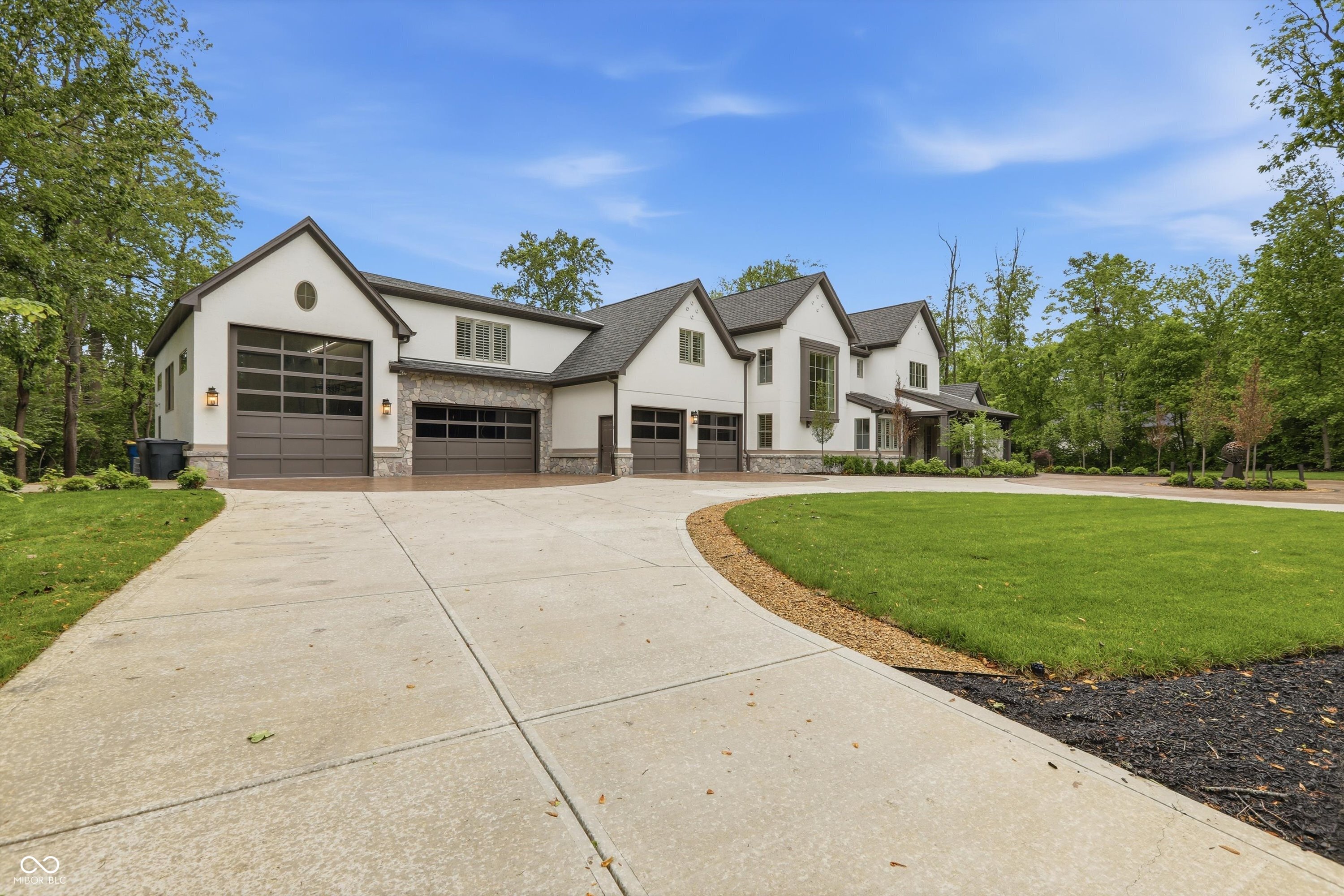 510 Kessler Boulevard W