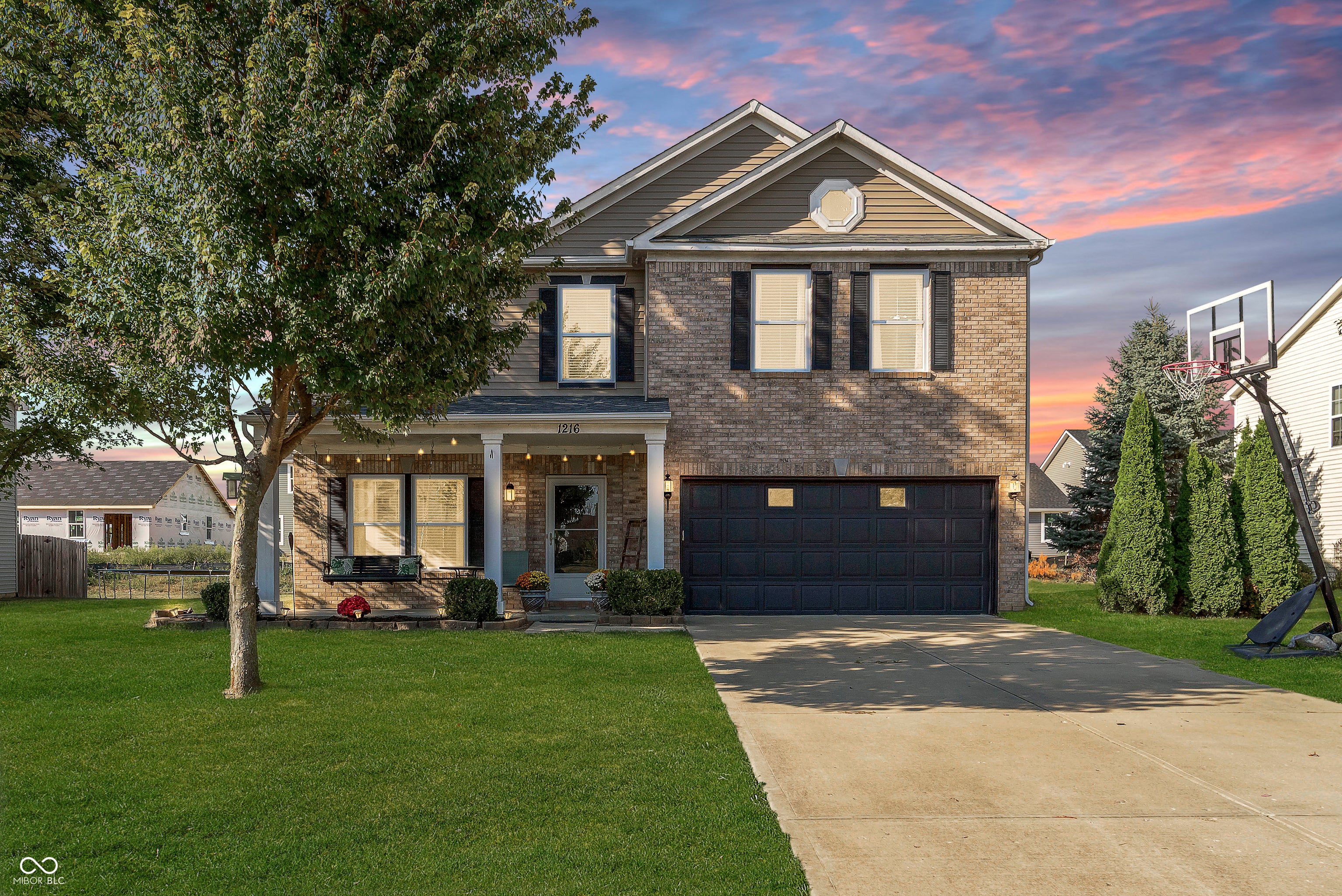 1216 King Maple Drive