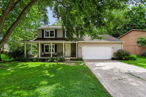 Photo of 8245 Maple Leaf Court, Indianapolis, IN 46268 (MLS # 22111022)