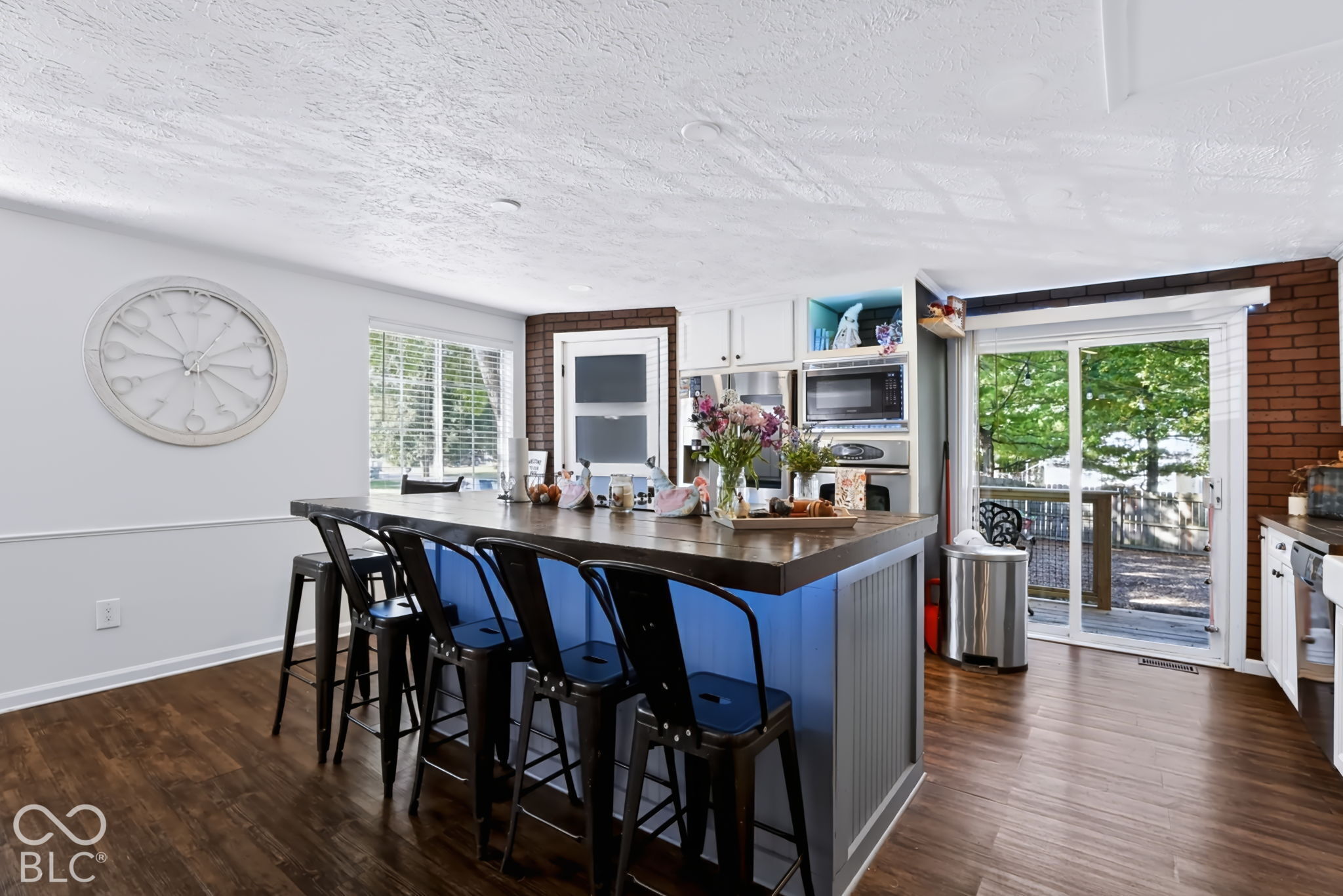 6524 Breeds Hill Court
