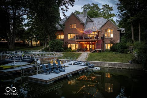 Photo of 9810 Gulfstream Drive, Fishers, IN 46037 (MLS # 22113239)
