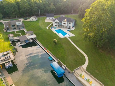 5181 S Poplar Drive Columbus IN 47201