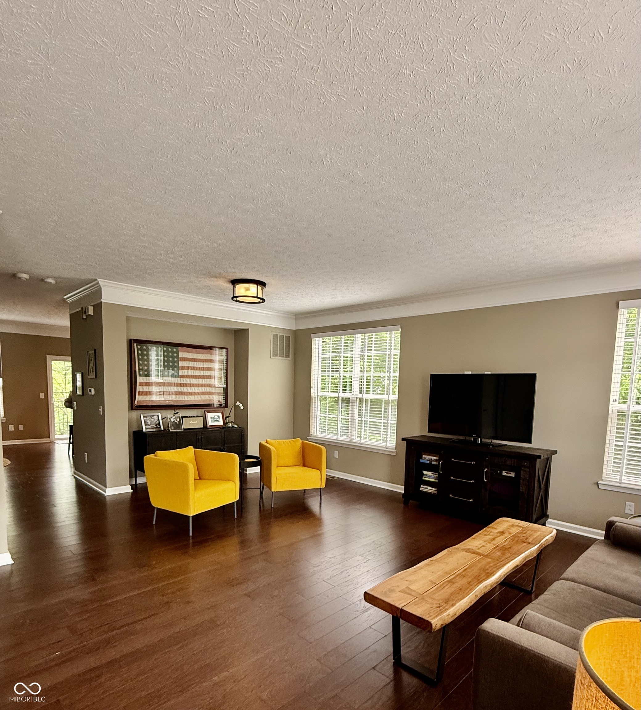 9098 Rider Drive