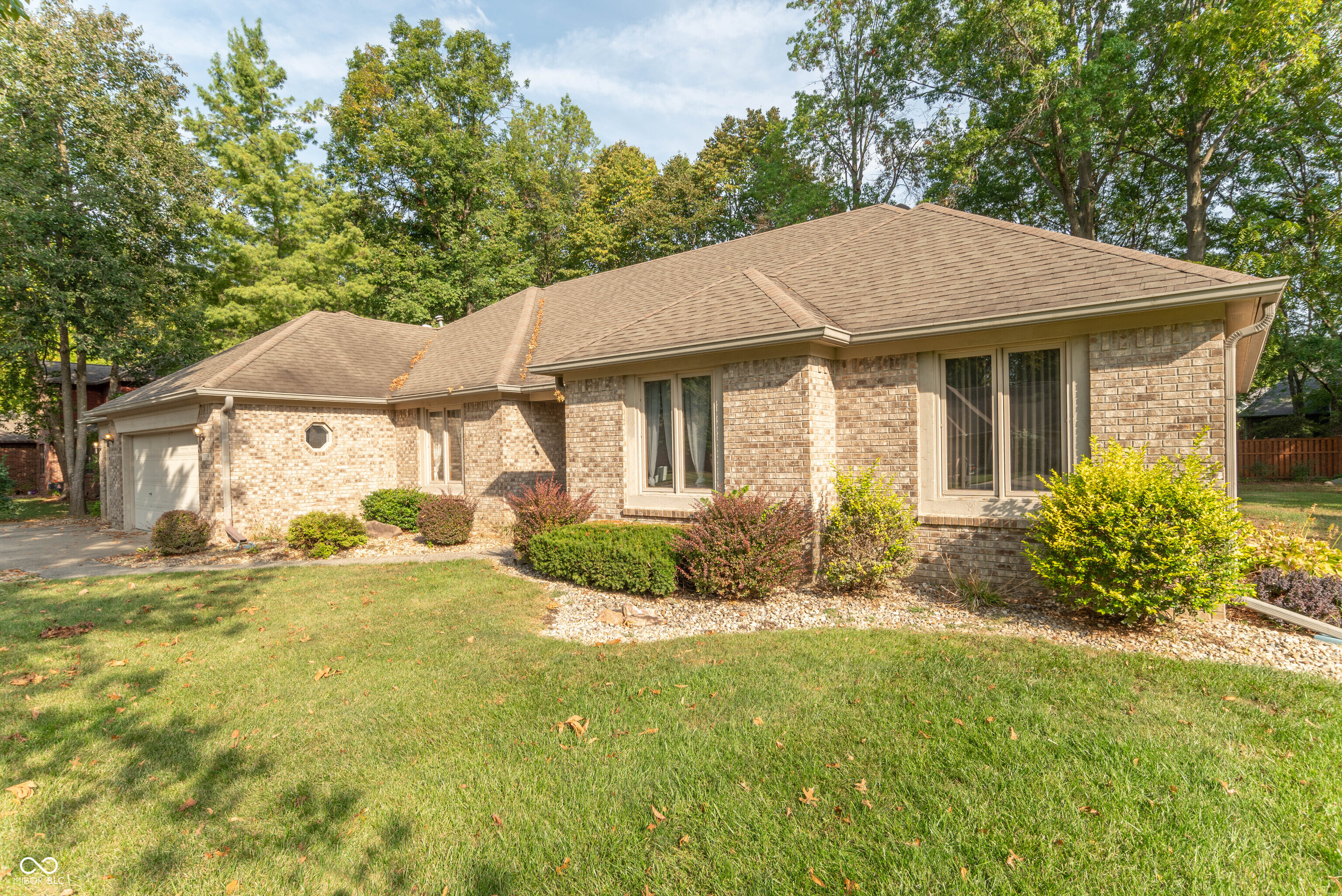 7574 Williamsburg Drive
