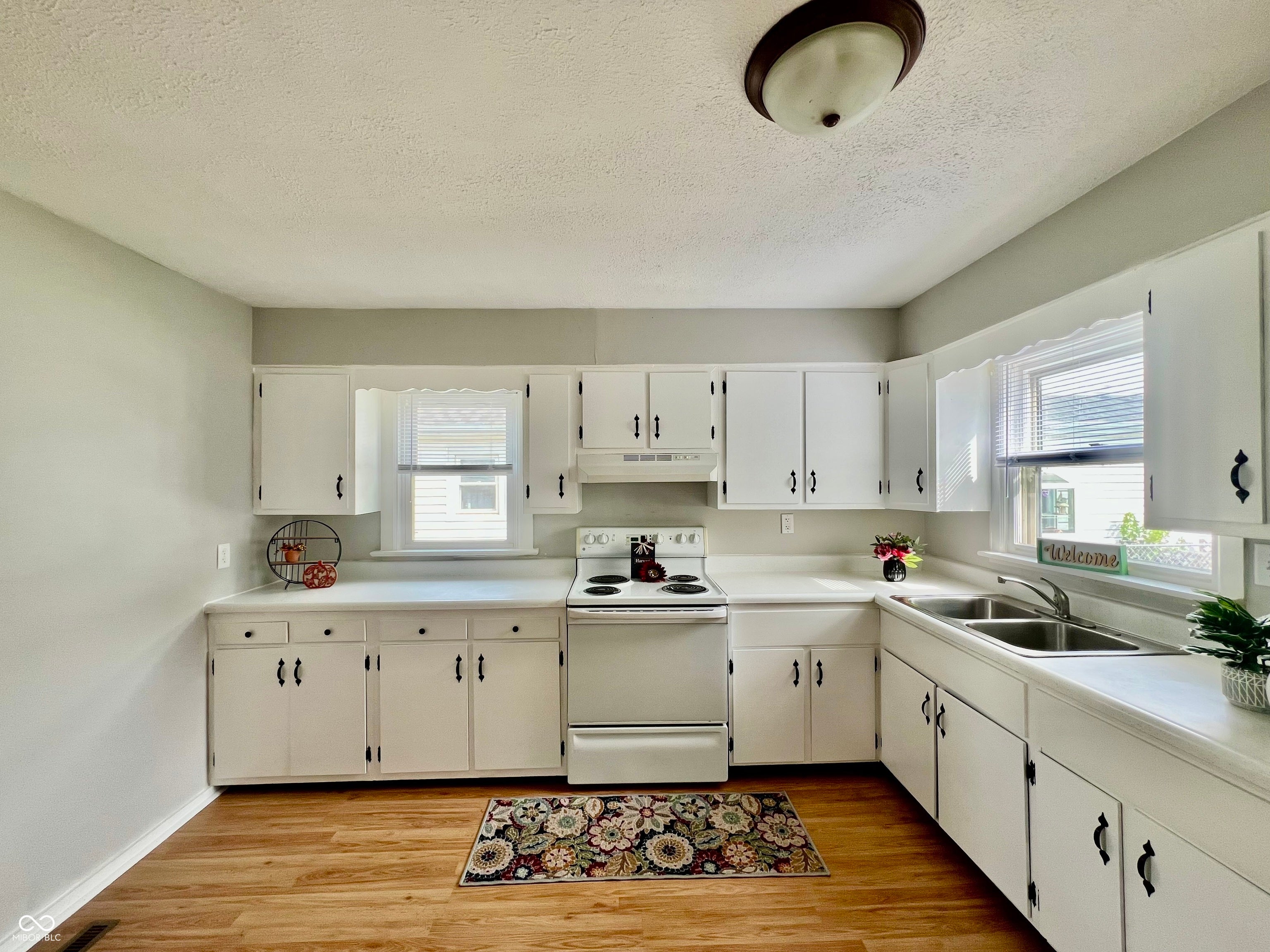 515 N Cherry