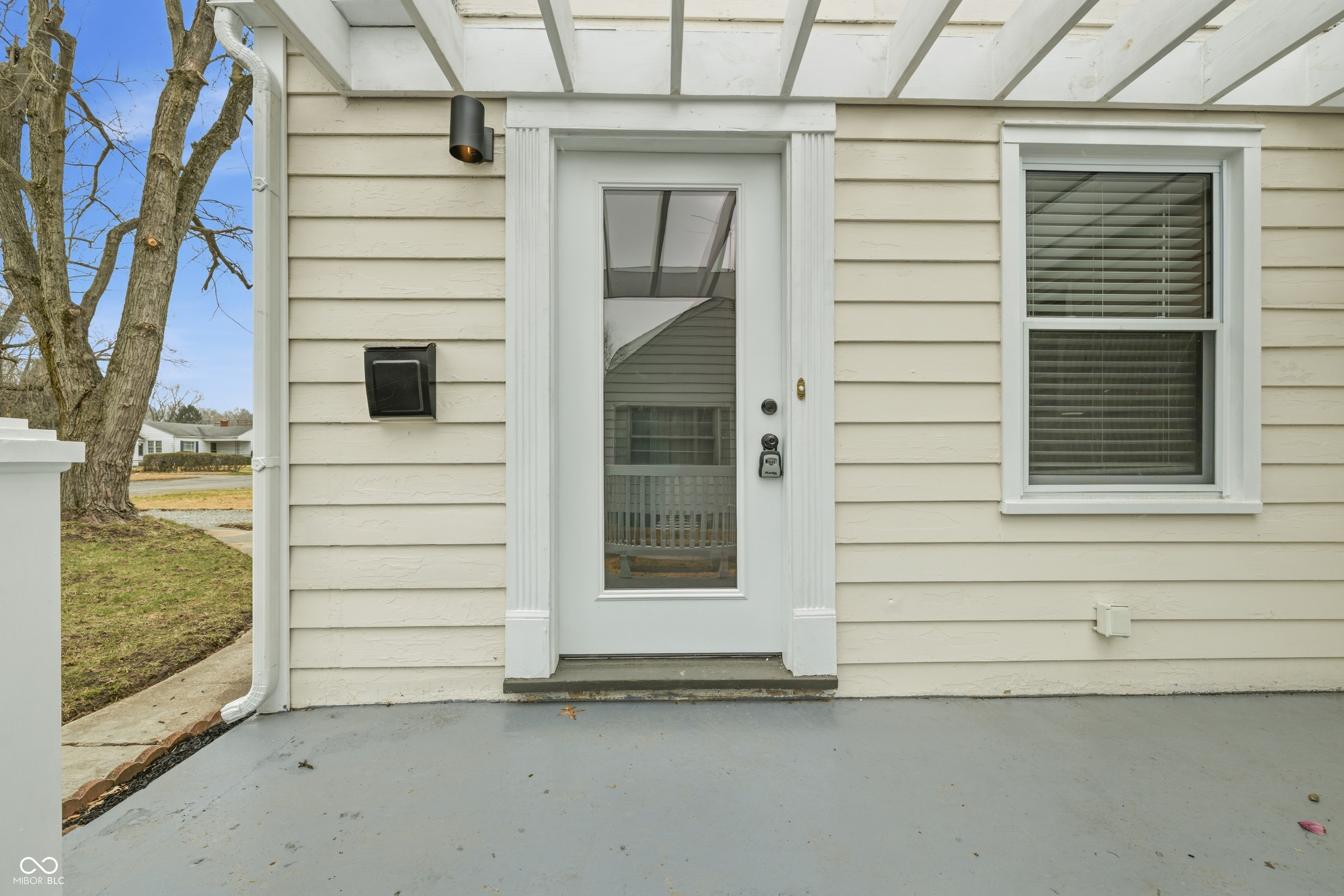 5220 N Ralston Avenue