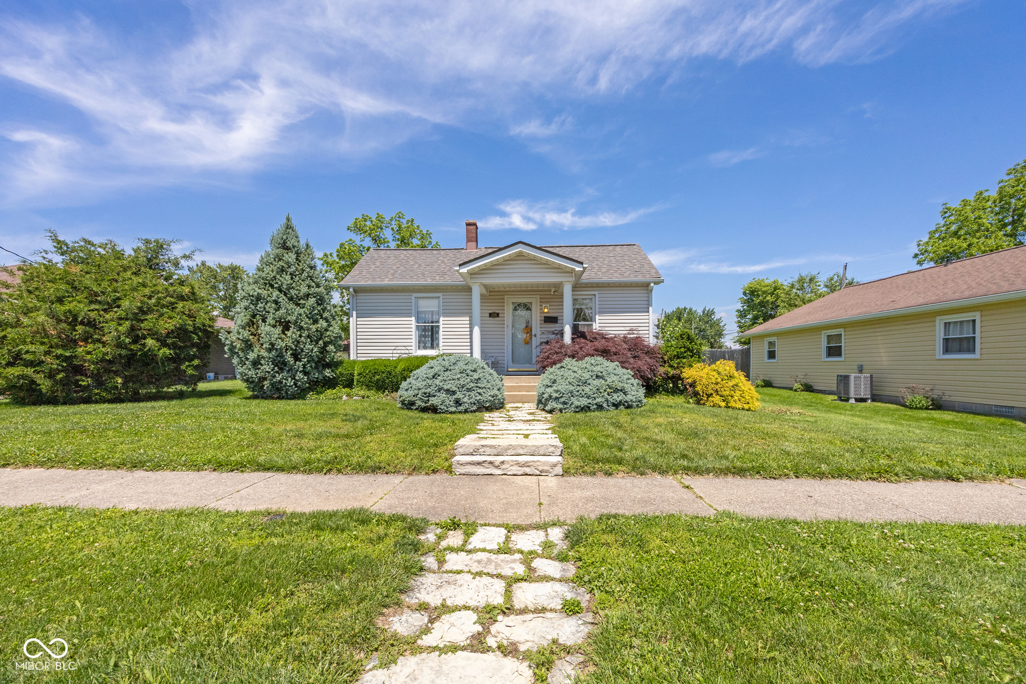 128 W 2nd Street
