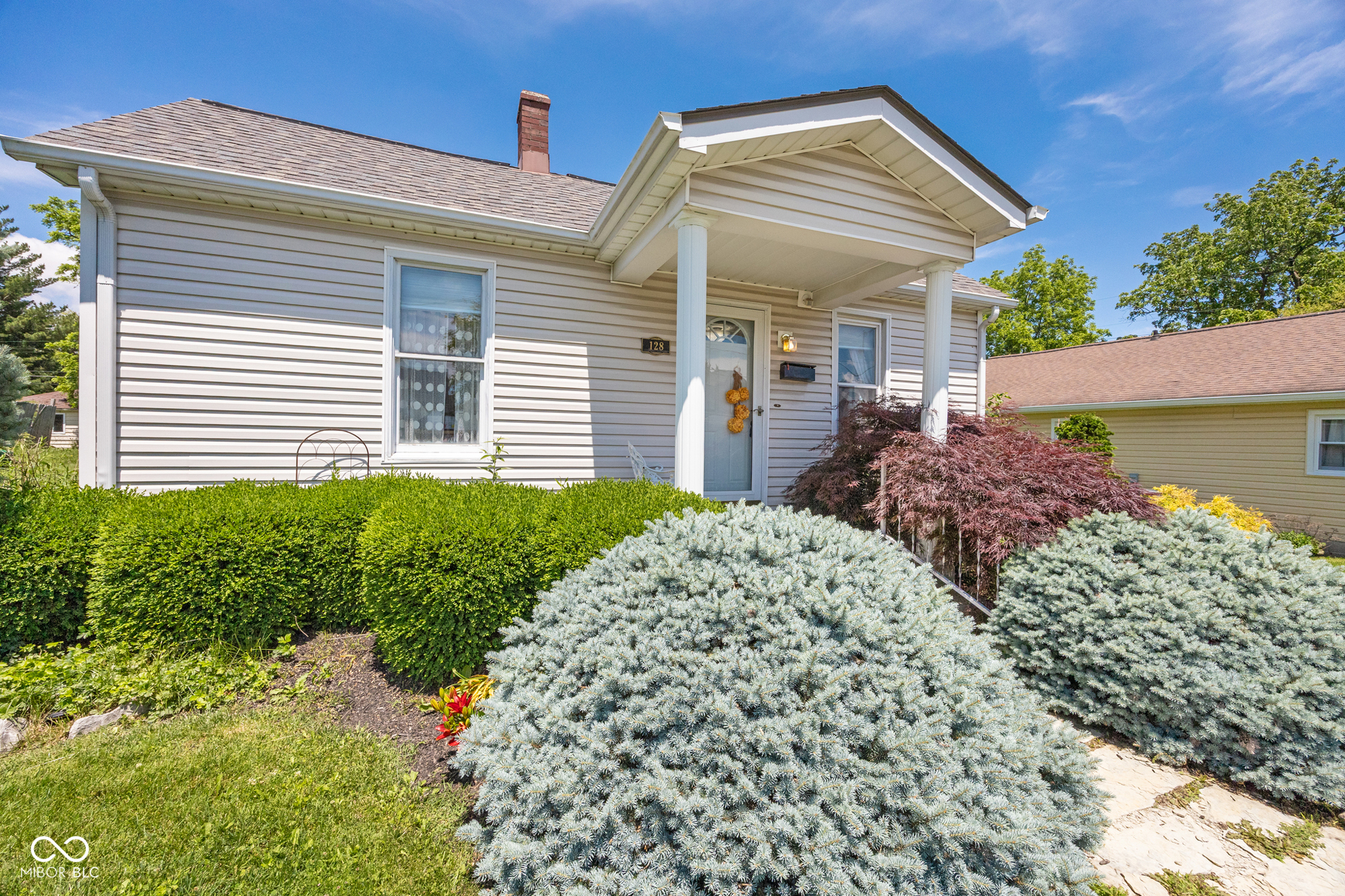 128 W 2nd Street