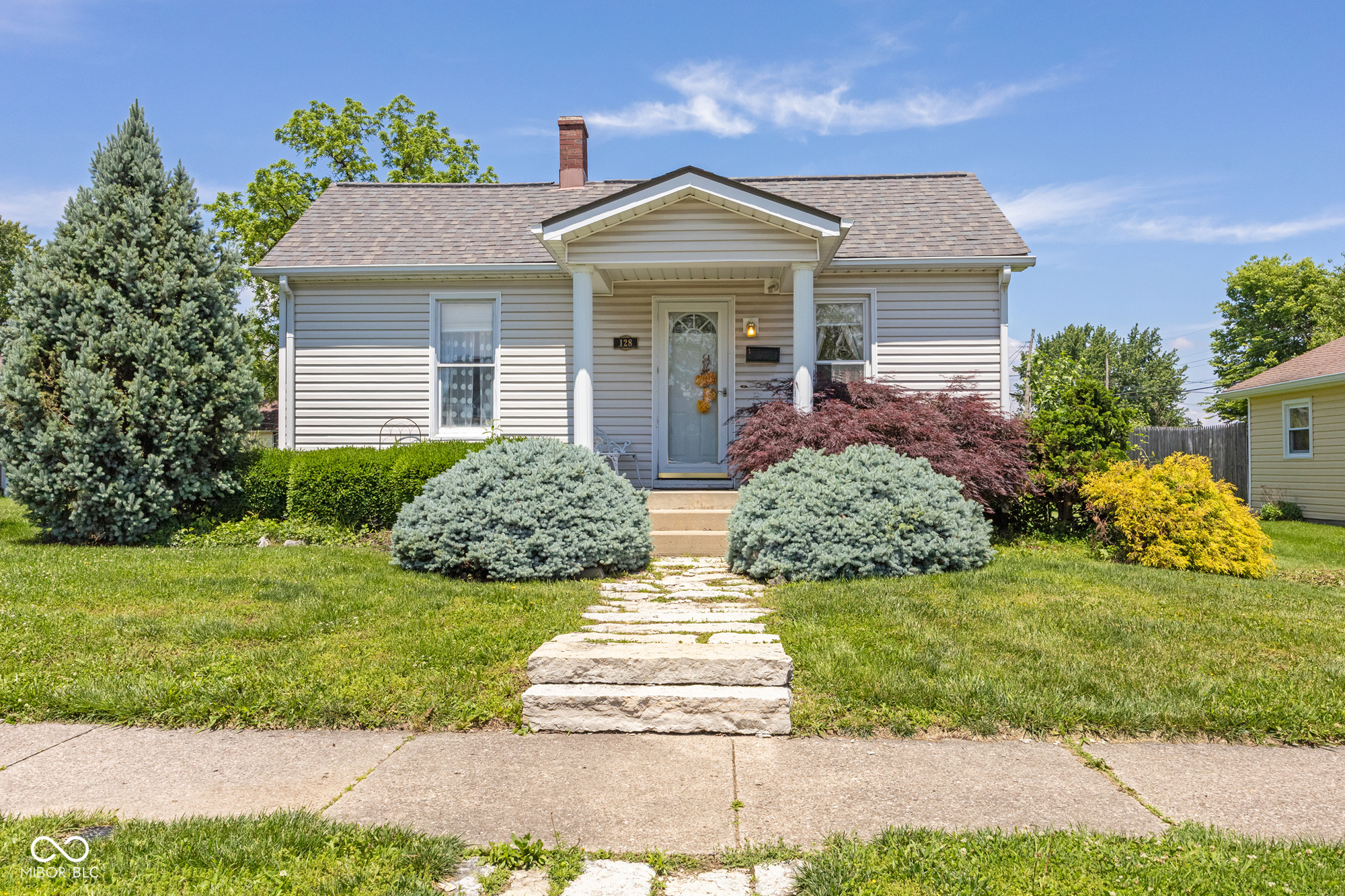 128 W 2nd Street