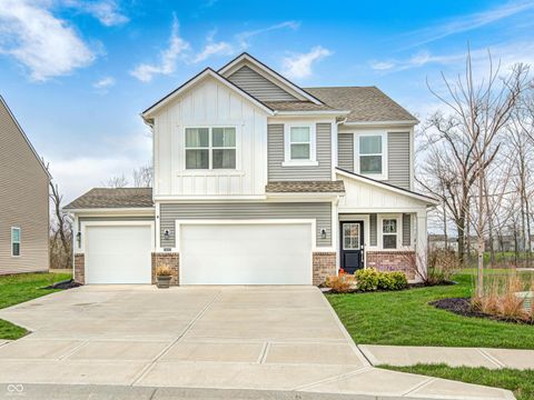 Photo of 3694 Locust Drive, Danville, IN 46122 (MLS # 22090980)