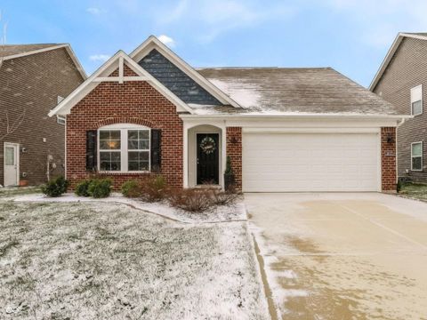 Photo of 5220 Arling Drive, Indianapolis, IN 46237 (MLS # 22089681)