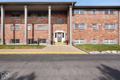 Photo of 5022 Allisonville Road #A, Indianapolis, IN 46205 (MLS # 22127366)