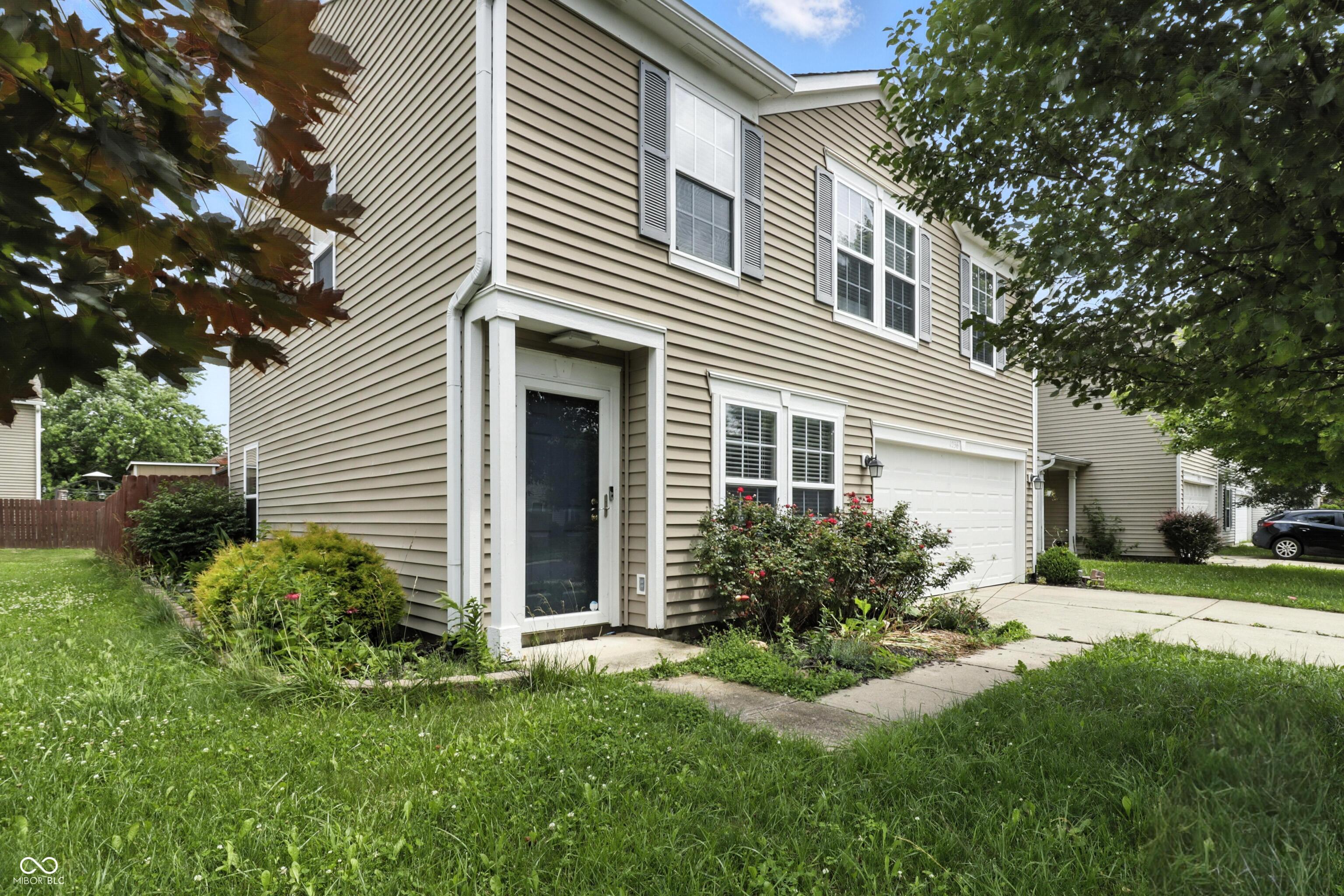 1236 N Aberdeen Drive