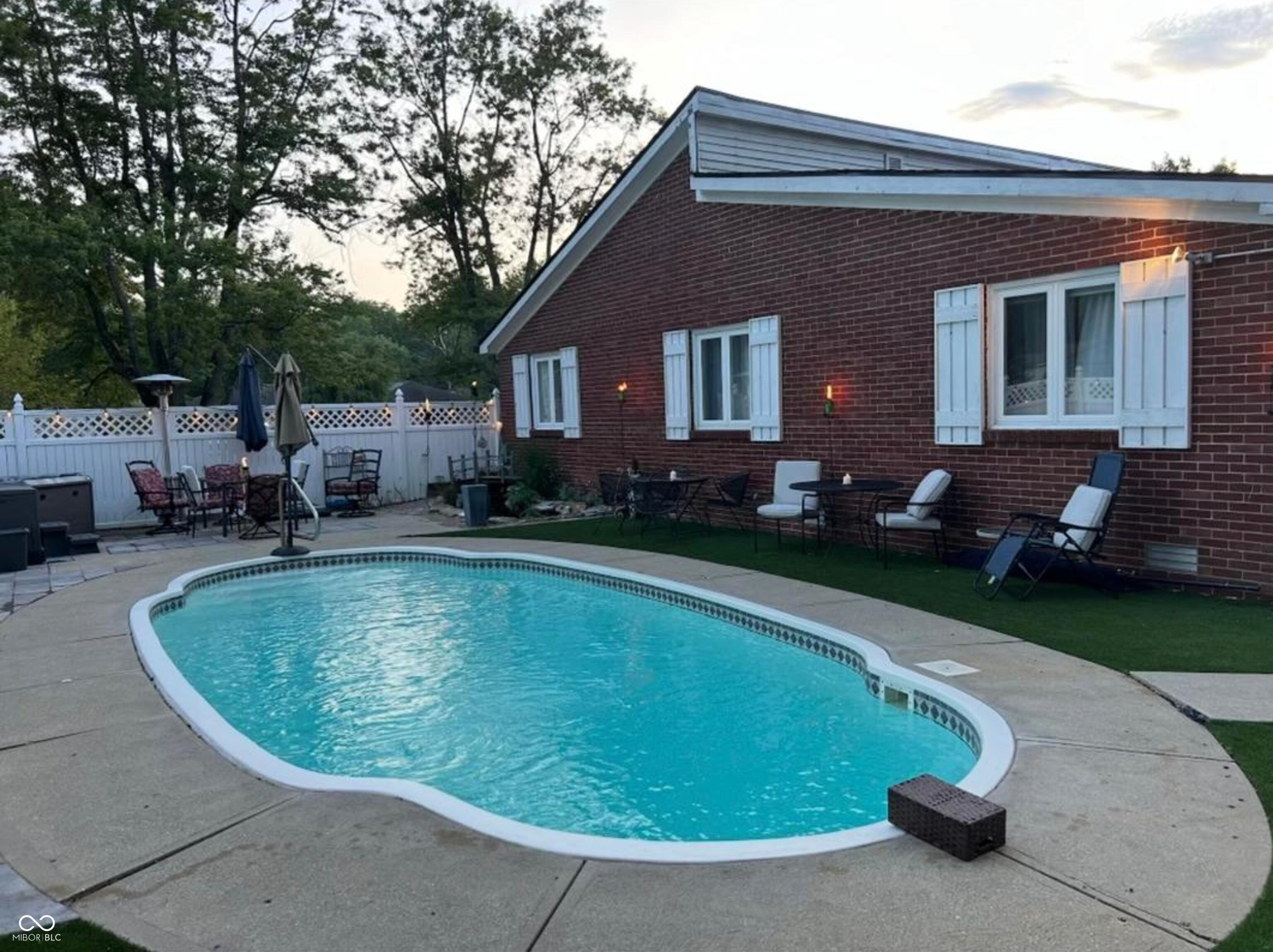 4472 Tattersall Drive