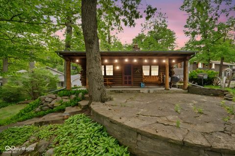 Photo of 5031 N Canyon Loop, Monticello, IN 47960 (MLS # 22102958)