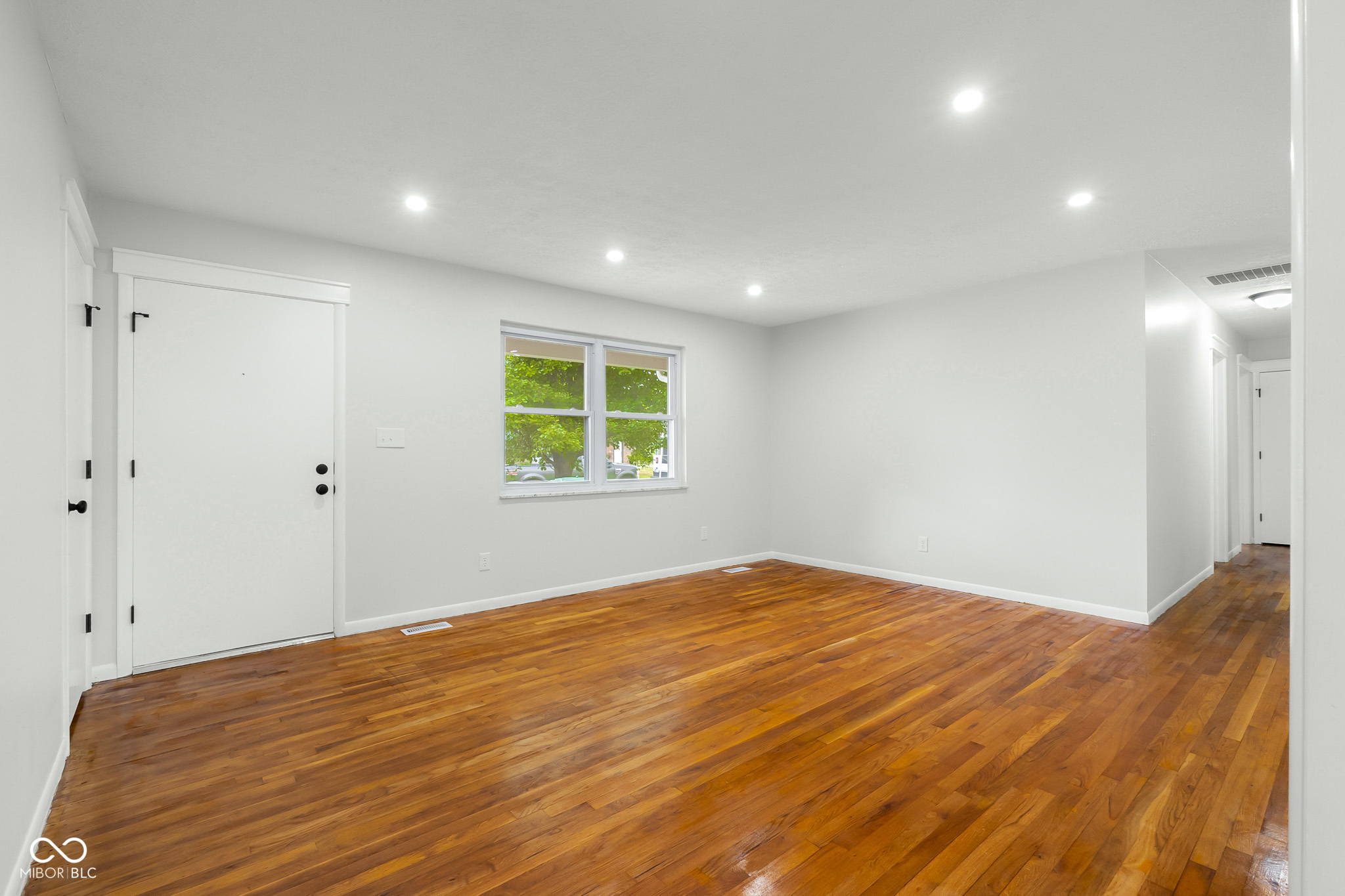 2715 Magnolia Court