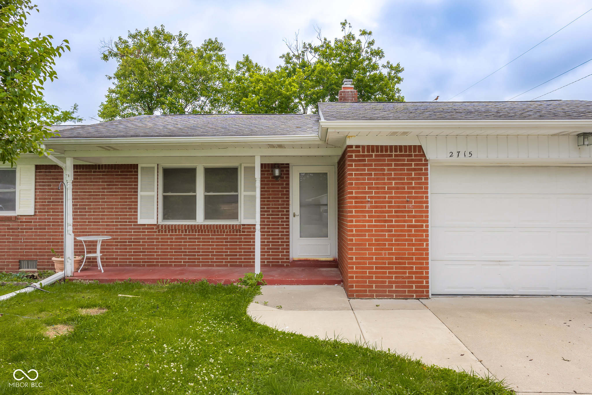 2715 Magnolia Court