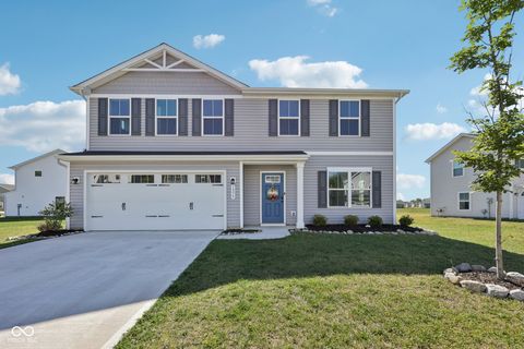 Photo of 1375 Cascades Drive, Greenfield, IN 46140 (MLS # 22064098)