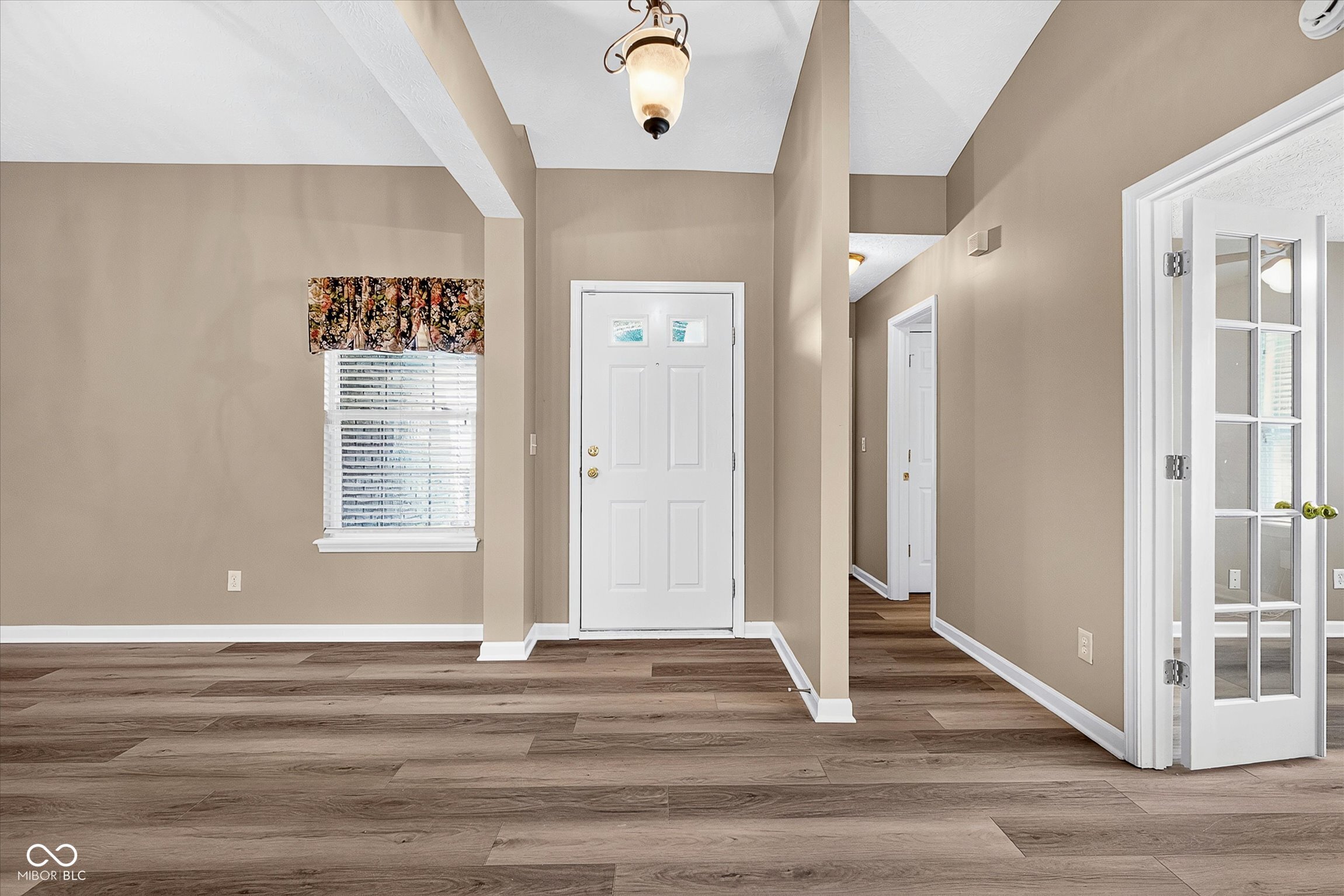 7955 Bent Willow Drive