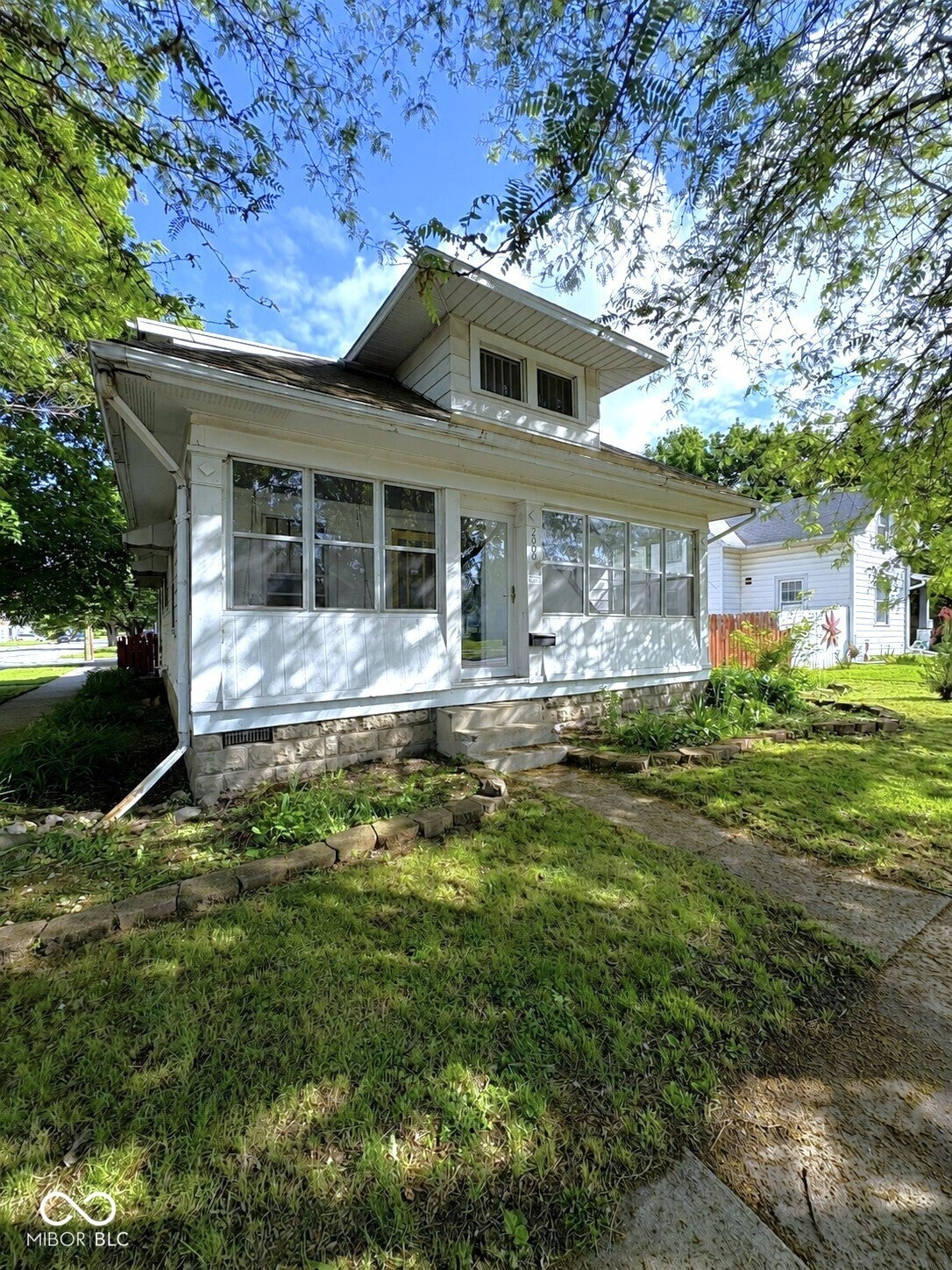 2000 Schuyler Avenue
