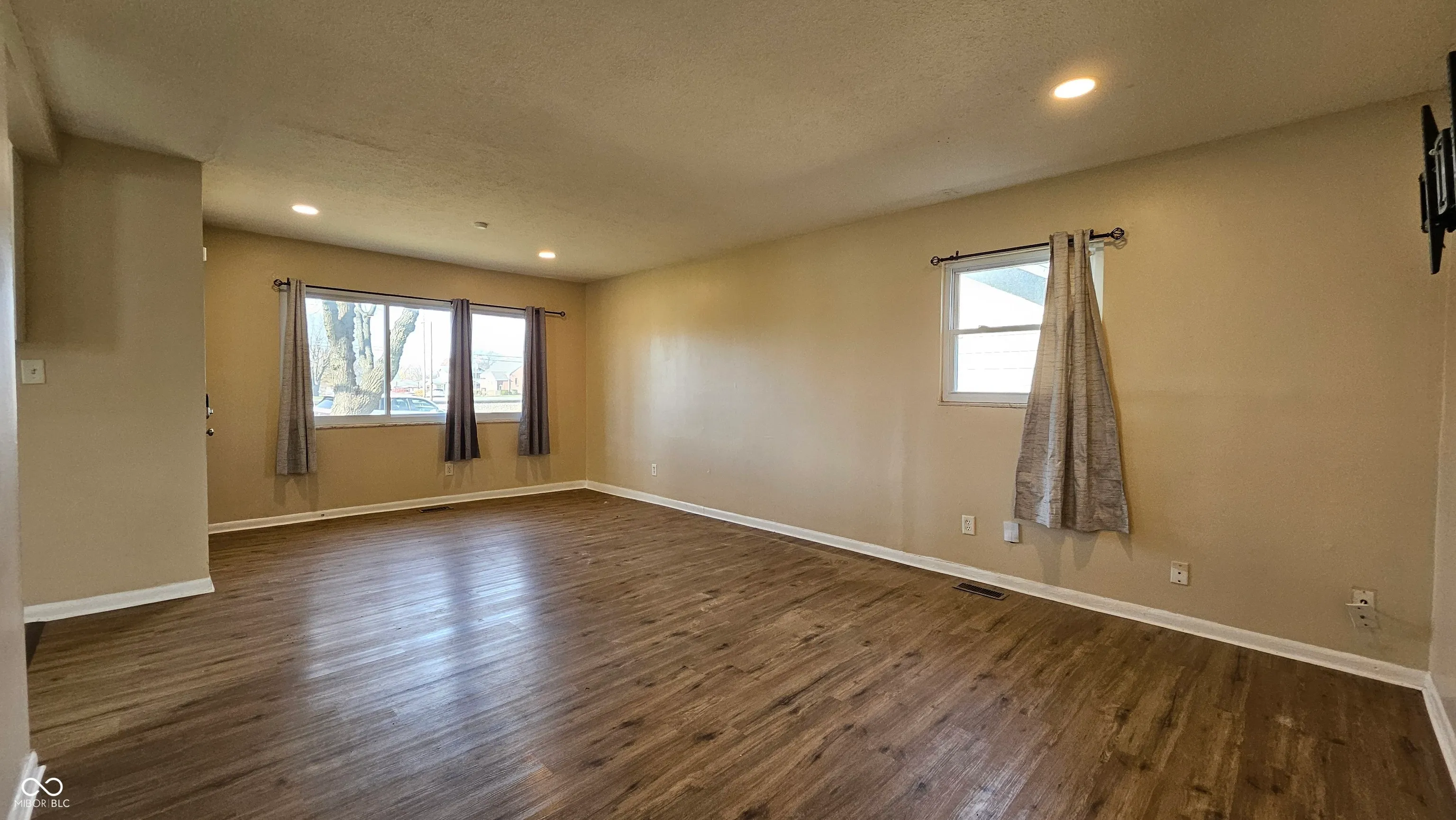 Indianapolis, Indiana 46227, United States, 3 Bedrooms Bedrooms, ,1 BathroomBathrooms,Residential,Active,166859