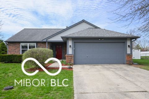 Photo of 7310 Anthony Circle, Indianapolis, IN 46236 (MLS # 22092055)