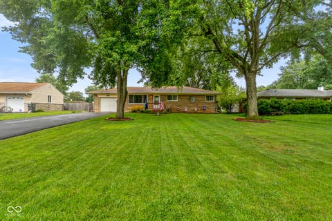 Photo of 4949 Brehob RD, Indianapolis, IN 46217 (MLS # 22119029)