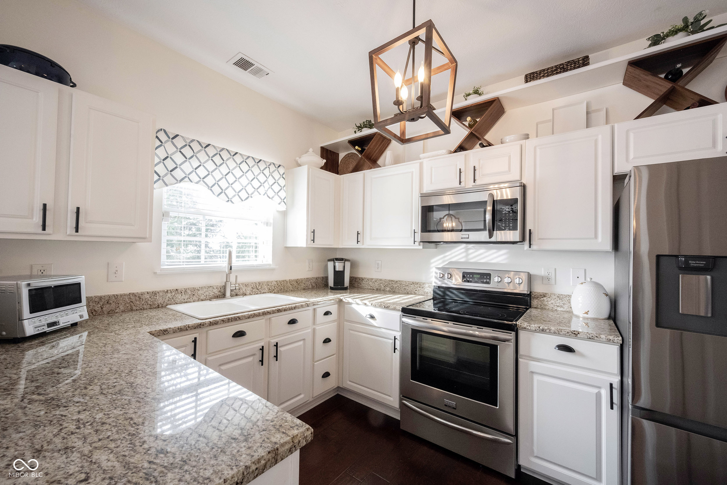 1463 Shadow Ridge Road