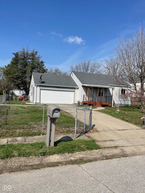Photo of 1722 S Goodlet Avenue, Indianapolis, IN 46241 (MLS # 22090674)