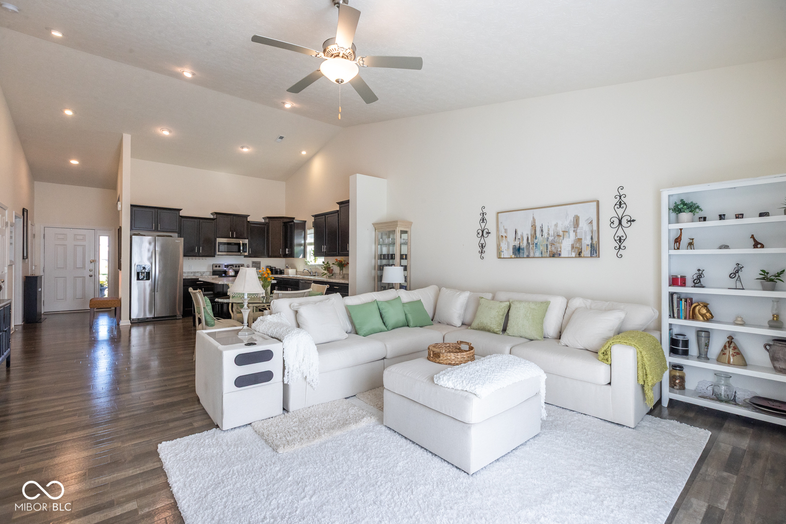 6607 Laurelwood Drive