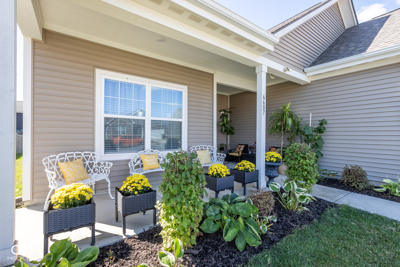 6607 Laurelwood Drive