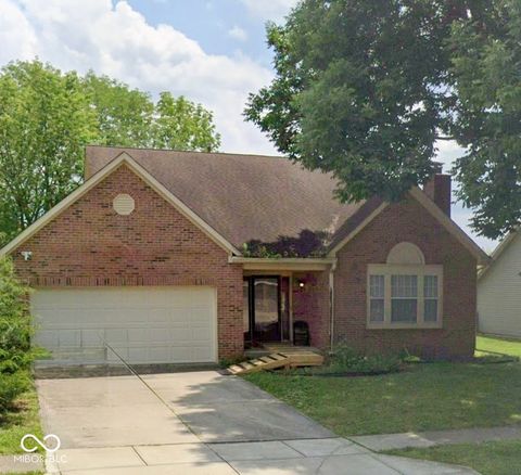 Photo of 7757 Camberwood Drive, Indianapolis, IN 46268 (MLS # 22079757)