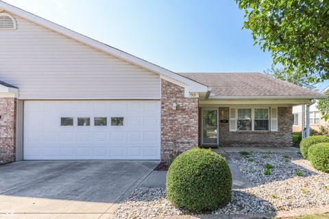 Photo of 7913 Park Ward Place, Indianapolis, IN 46259 (MLS # 22122928)