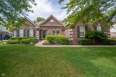 Photo of 10539 Saddlestone Drive, Fishers, IN 46040 (MLS # 22118440)