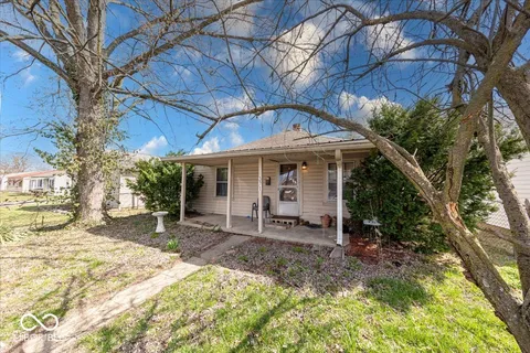 371 Cleveland Street, Columbus, IN 47201 - MLS#: 22026334