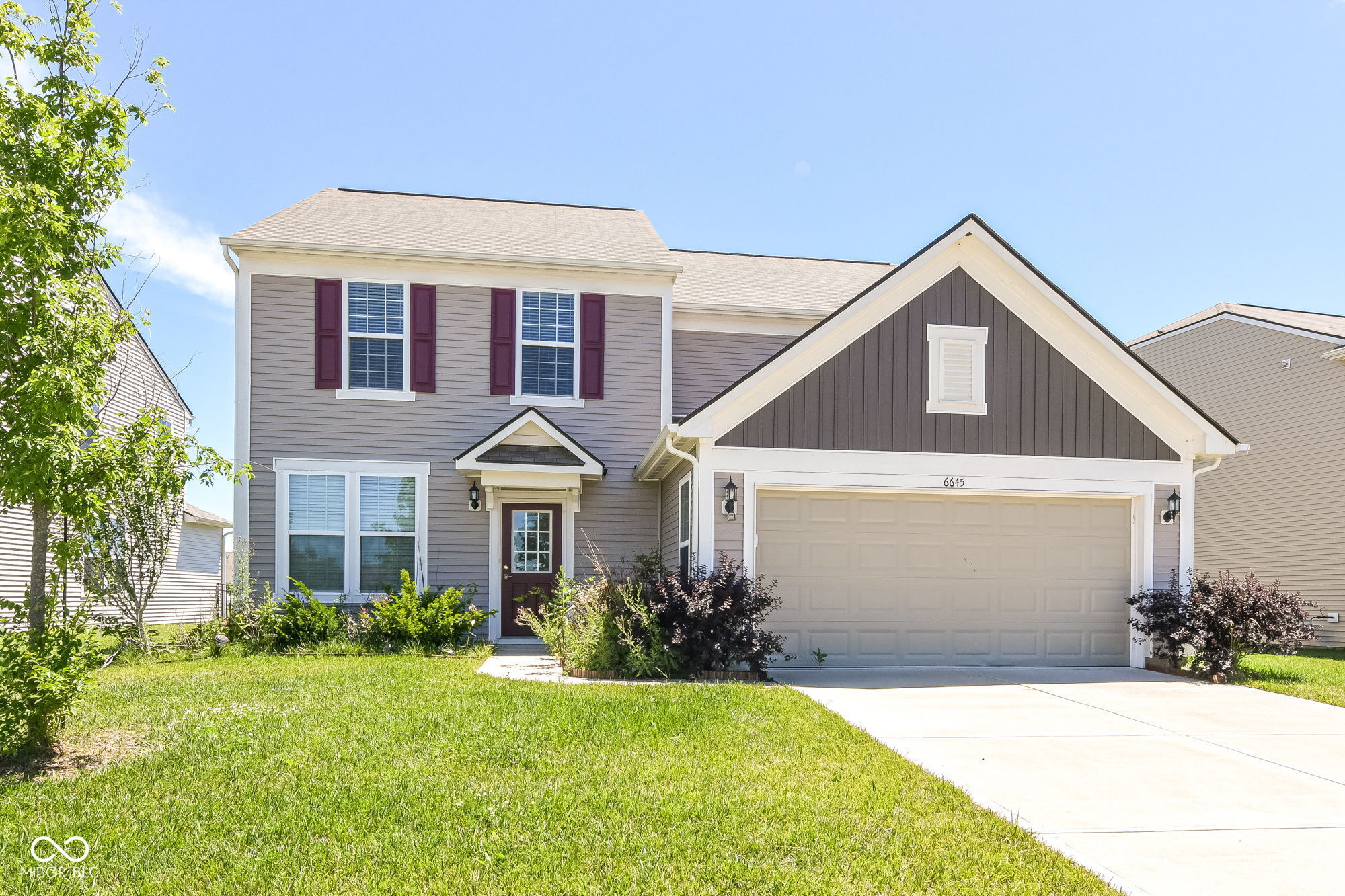 Photo 1 of 33 — 6645 Timberline Trail, Whitestown, IN 46075