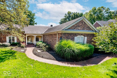 Photo of 7925 Beaumont Green East Drive, Indianapolis, IN 46250 (MLS # 22122614)