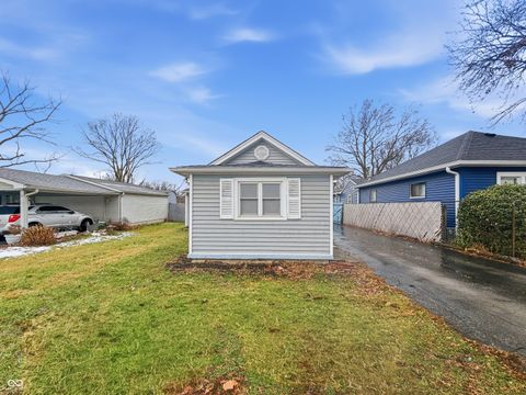 Photo of 882 Collier Street, Indianapolis, IN 46241 (MLS # 22077617)