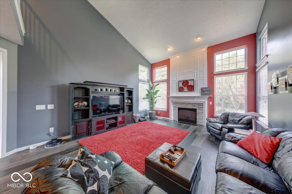 9310 Windrift Way