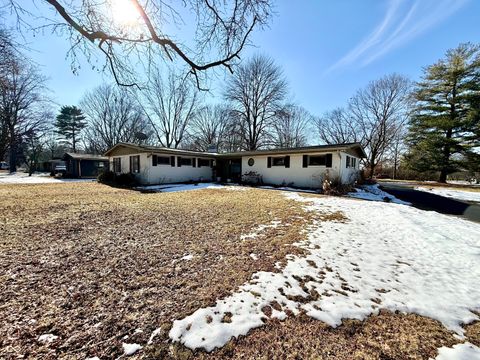 Photo of 6496 N Parker Avenue, Indianapolis, IN 46220 (MLS # 22084024)