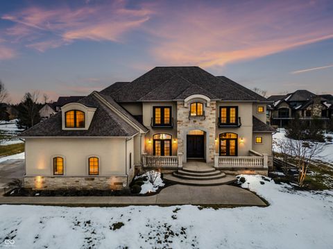 Photo of 1023 Westview Point Drive, Columbus, IN 47201 (MLS # 22083574)