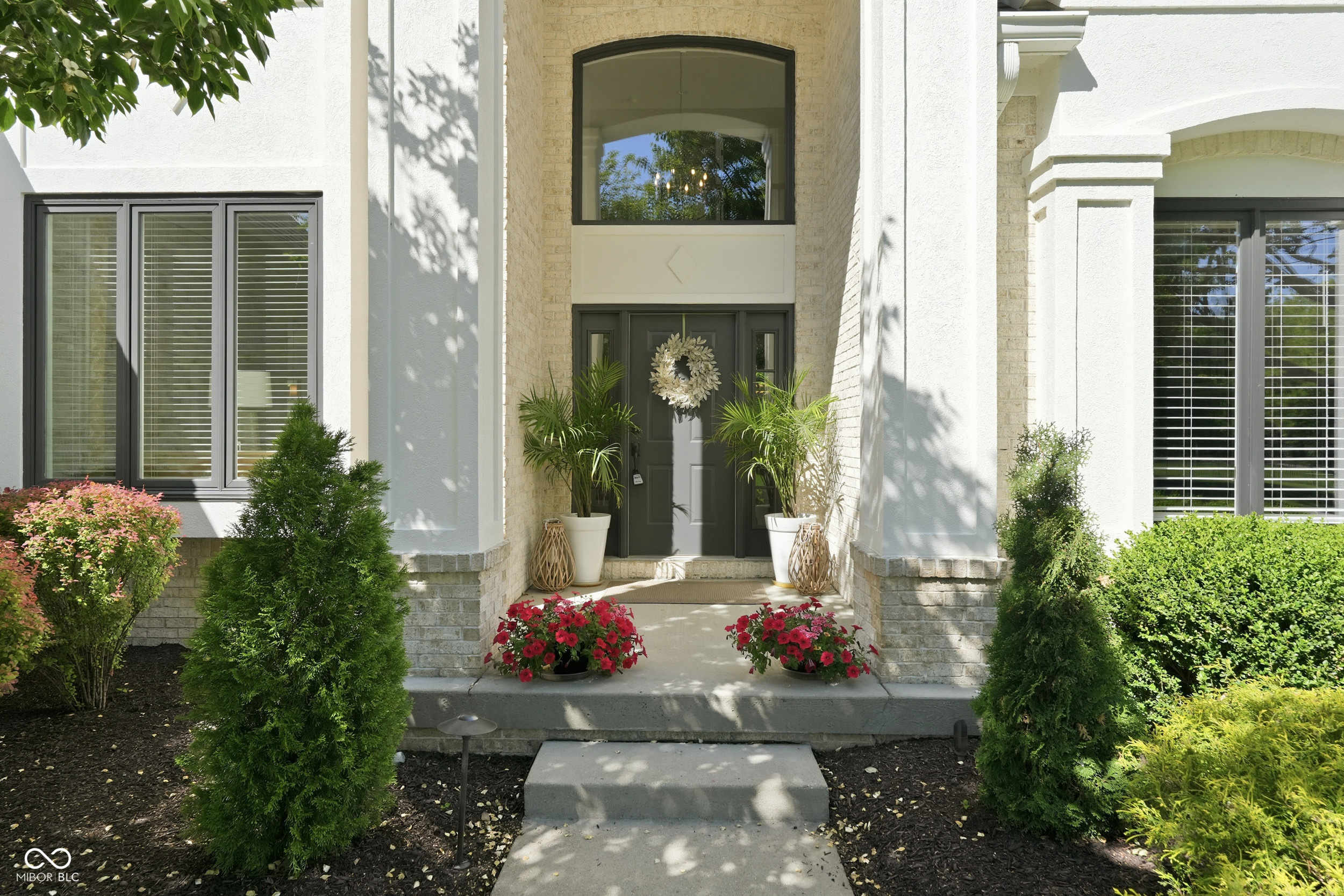 5922 Fife Trail