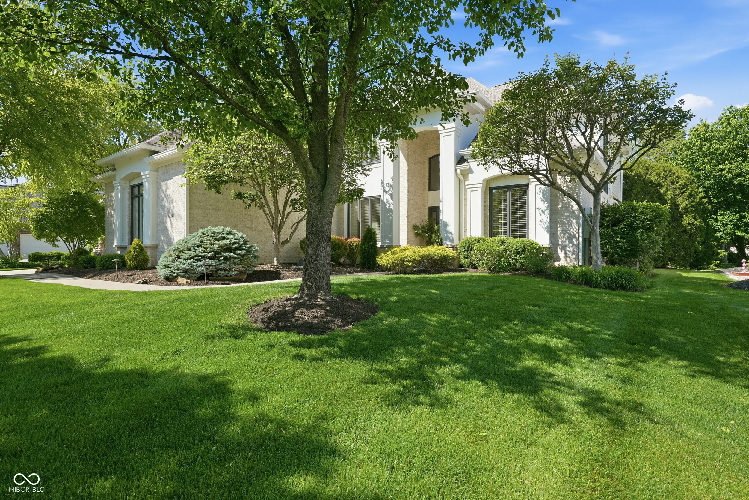 5922 Fife Trail
