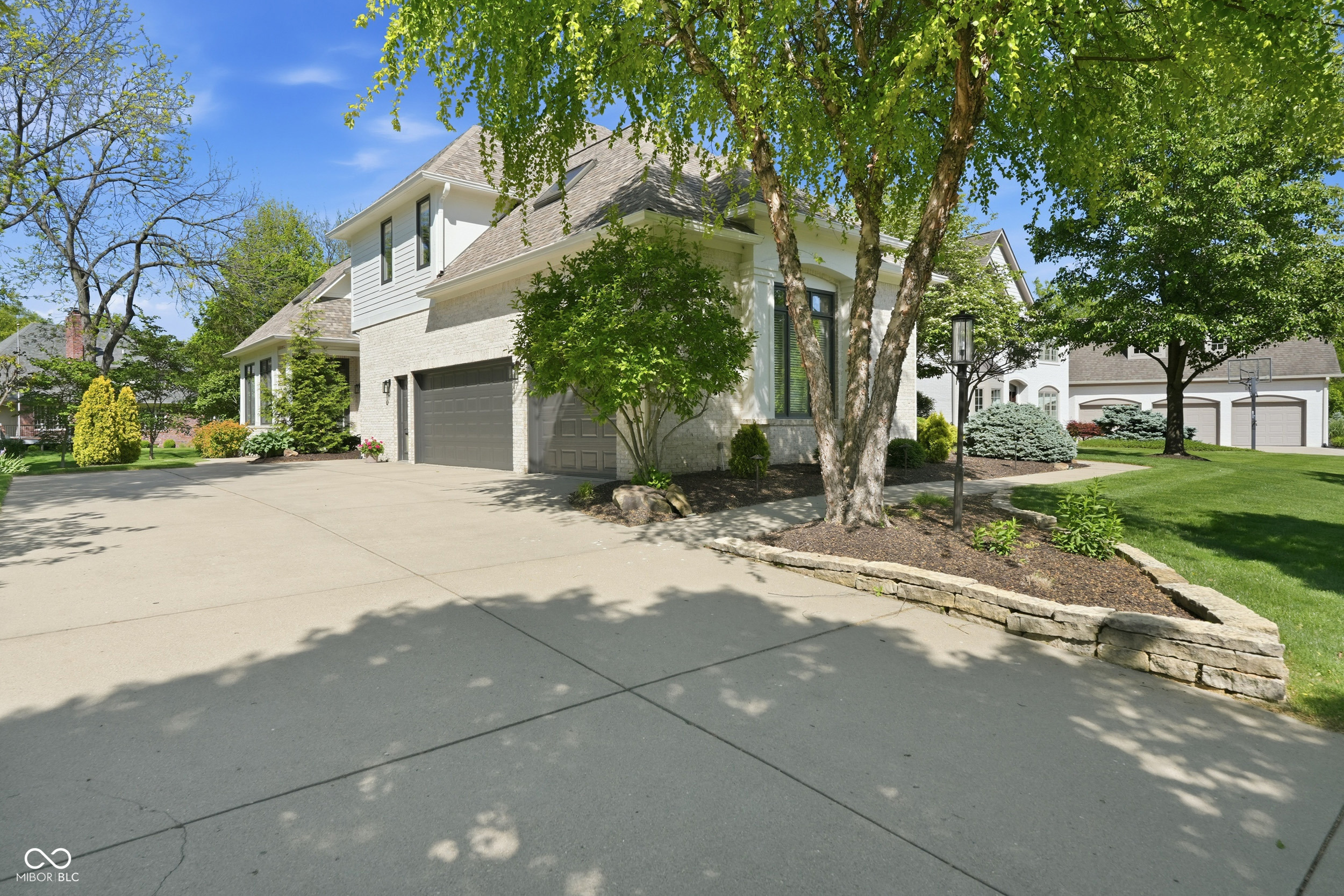 5922 Fife Trail