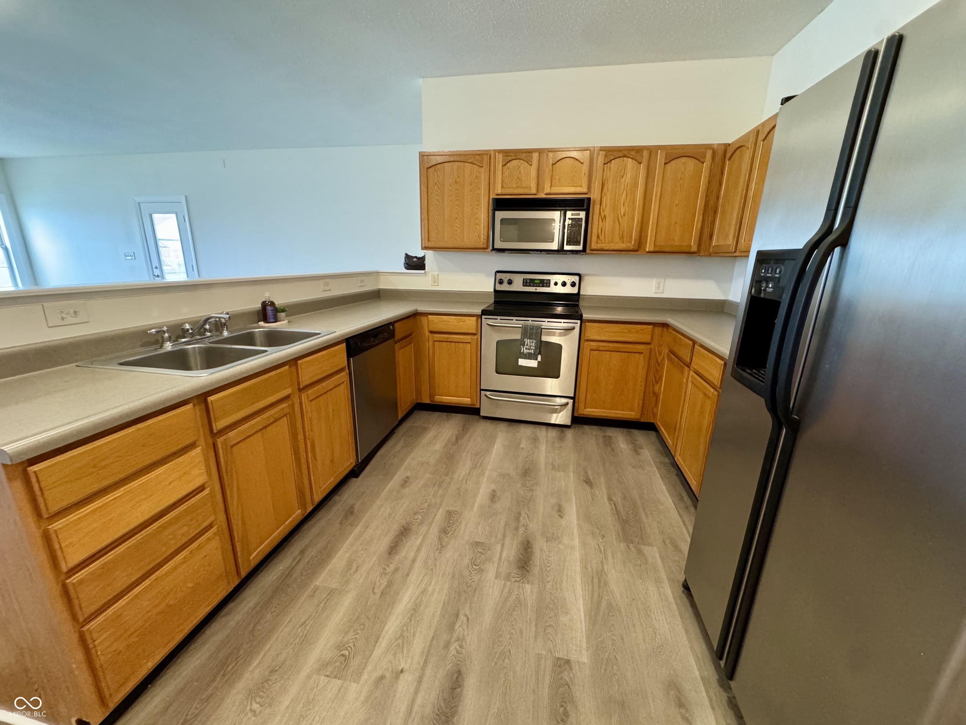 3789 Indigo Blue Boulevard