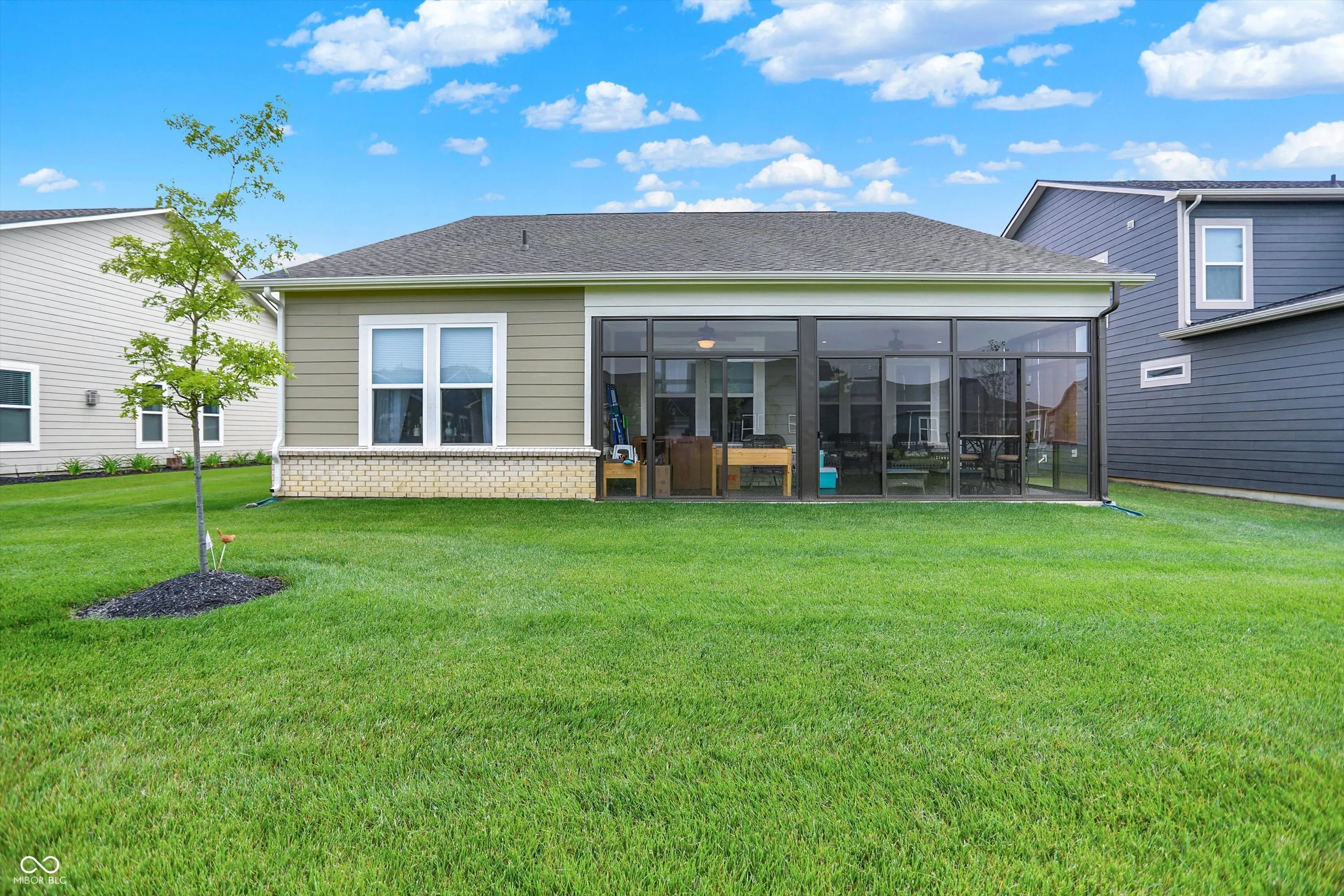 Westfield, Indiana 46074, United States, 2 Bedrooms Bedrooms, ,2 BathroomsBathrooms,Residential,Active,156157