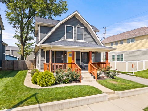 Photo of 1724 Rembrandt Street, Indianapolis, IN 46202 (MLS # 22119359)