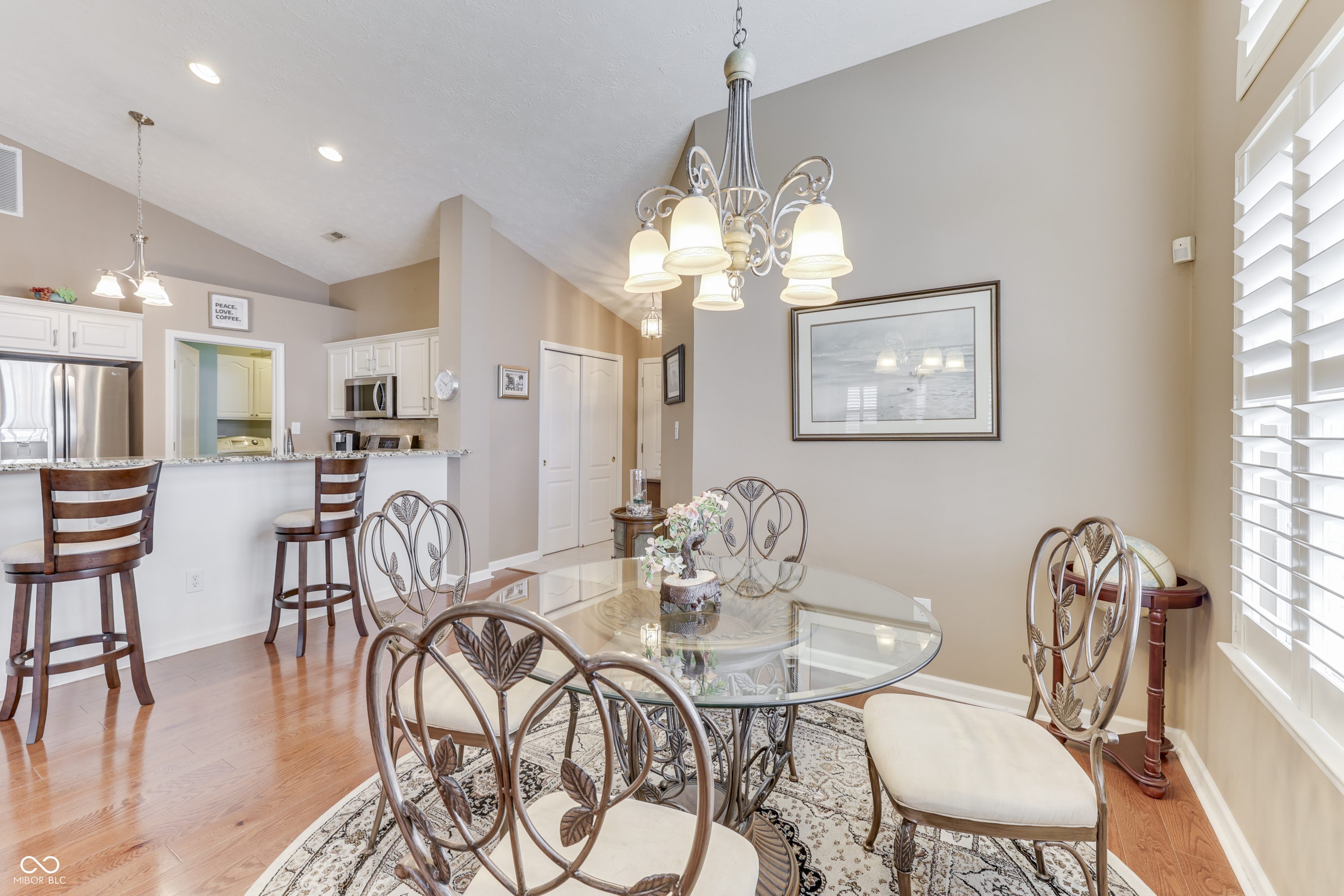 1192 Vicksburg South Drive